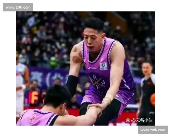 高清篮球直播全程跟踪精彩赛事即时更新让你不错过每一场精彩对决 - 副本 (19) - 副本 - 副本